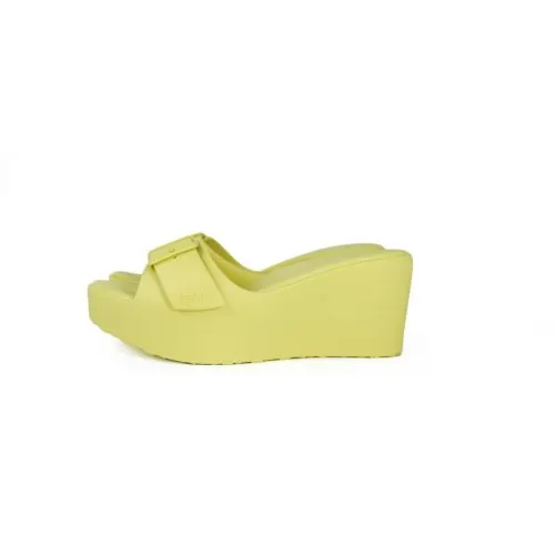 Fenn Wedge – Yellow - Image 5